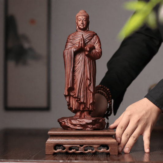釋迦牟尼佛合掌岩座立像｜天然花梨木雕